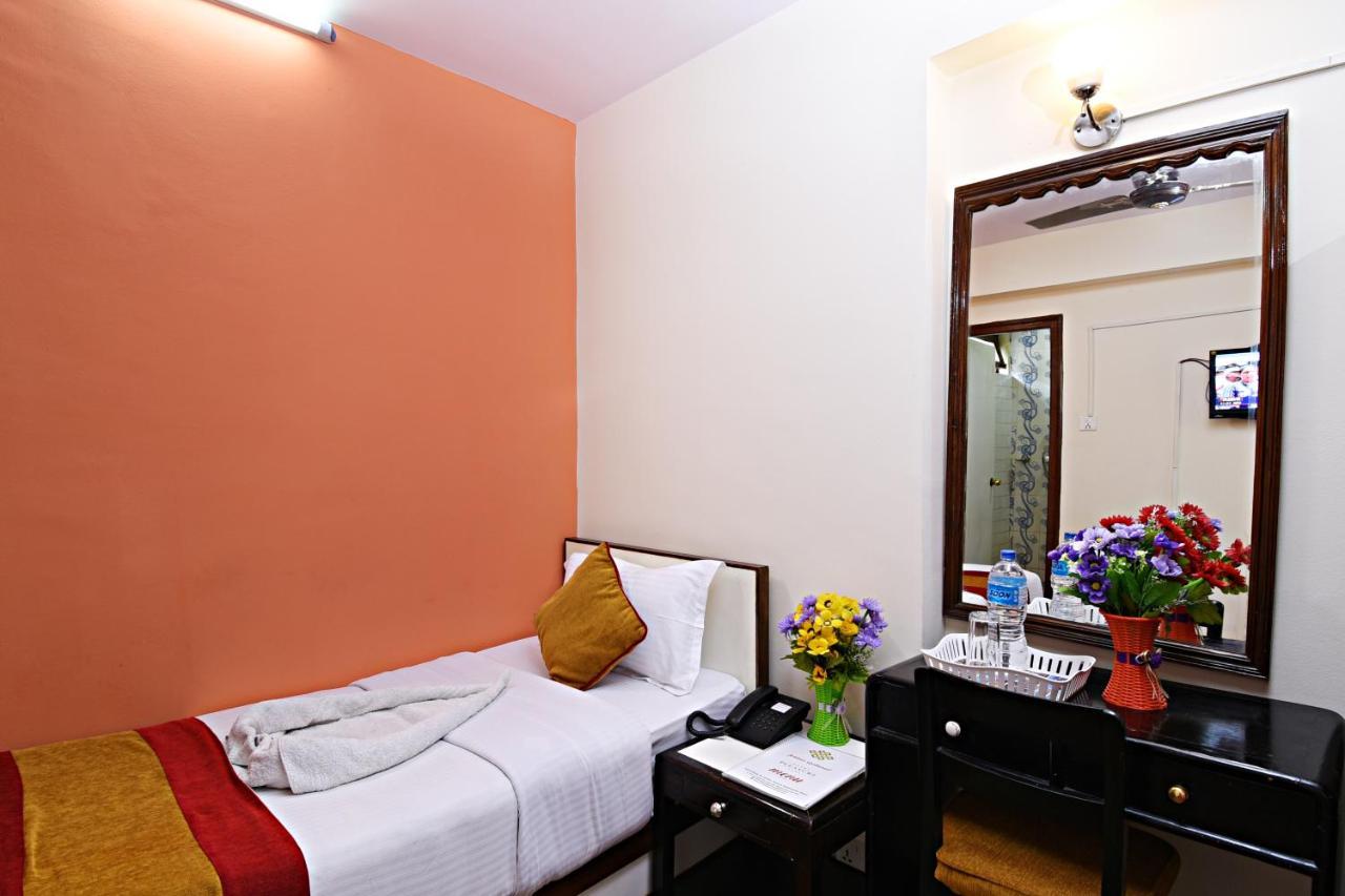 Hotel Pleasure Home Kathmandu Ngoại thất bức ảnh