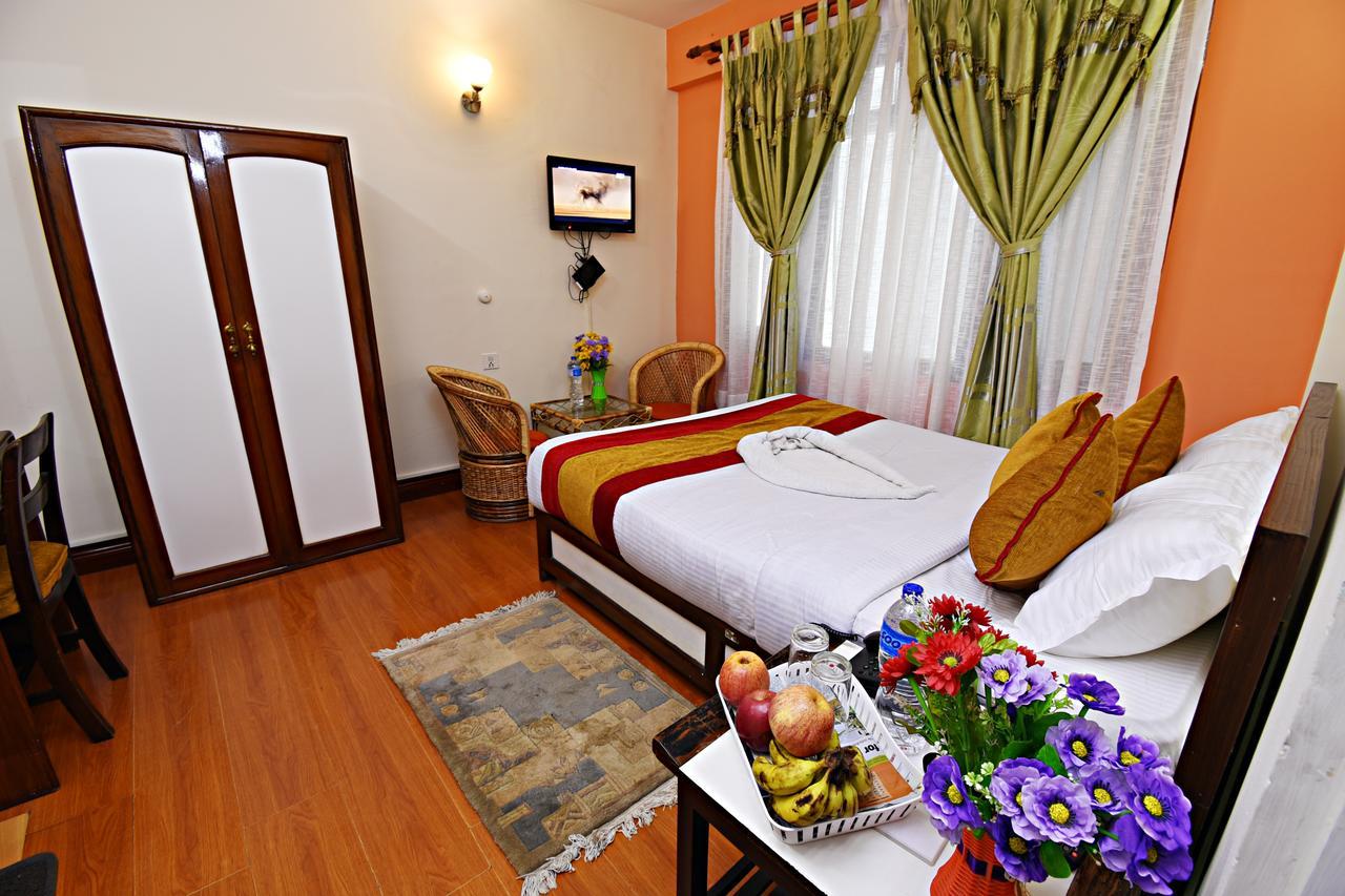 Hotel Pleasure Home Kathmandu Ngoại thất bức ảnh