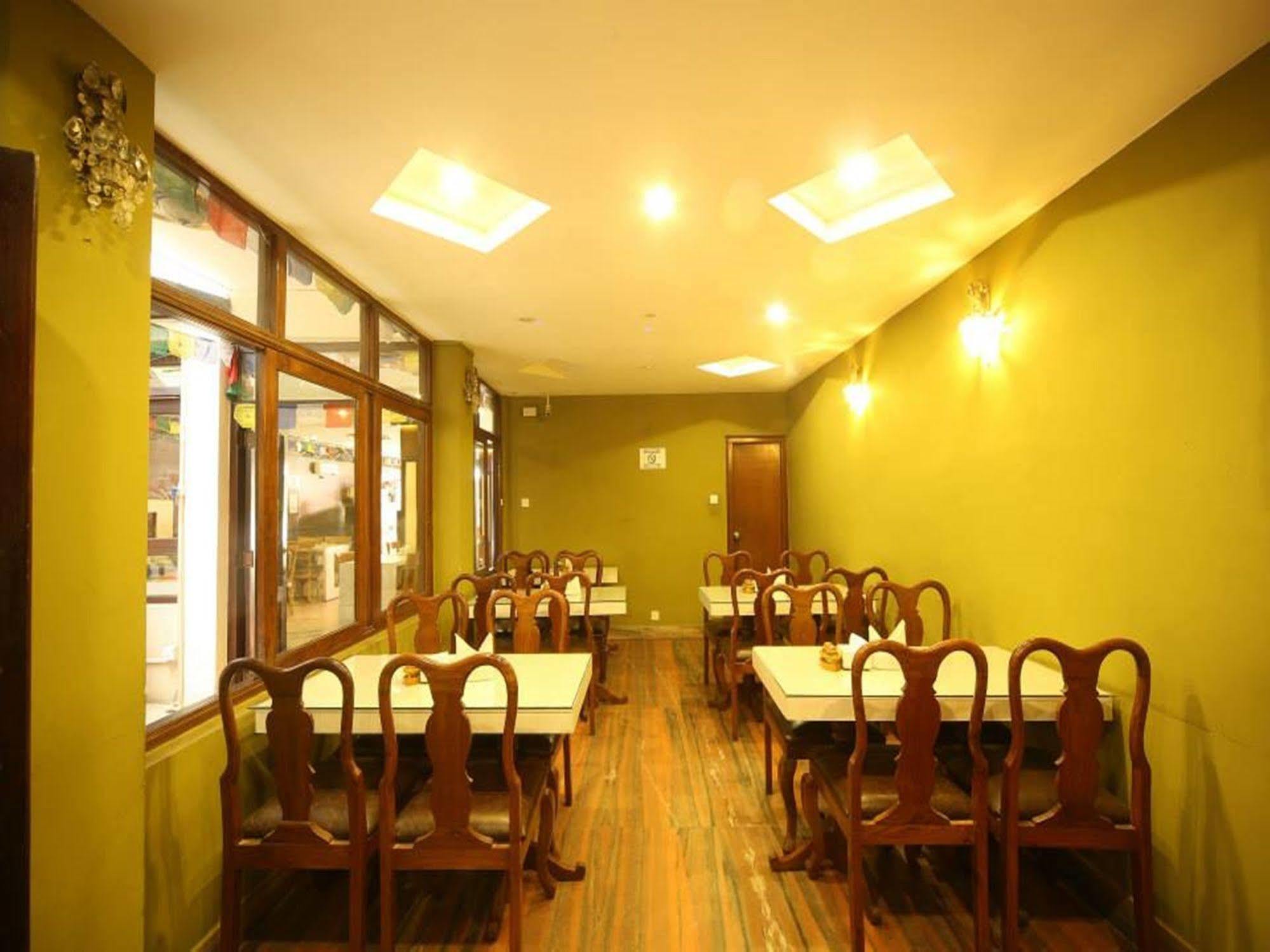 Hotel Pleasure Home Kathmandu Ngoại thất bức ảnh