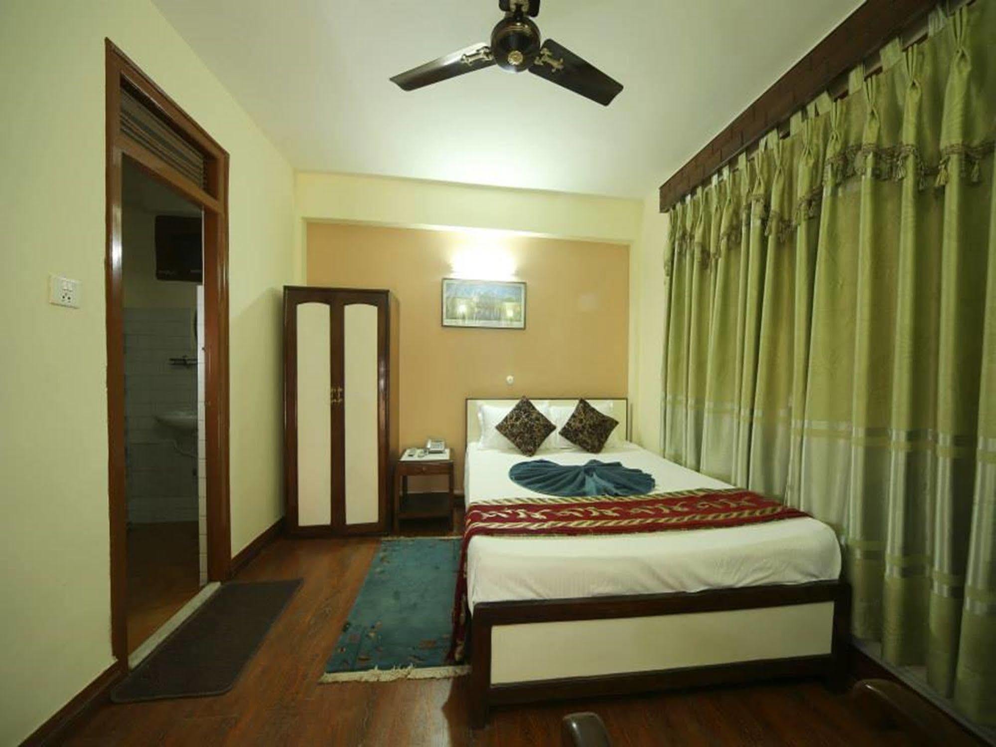 Hotel Pleasure Home Kathmandu Ngoại thất bức ảnh